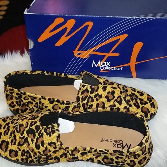 max footwear online